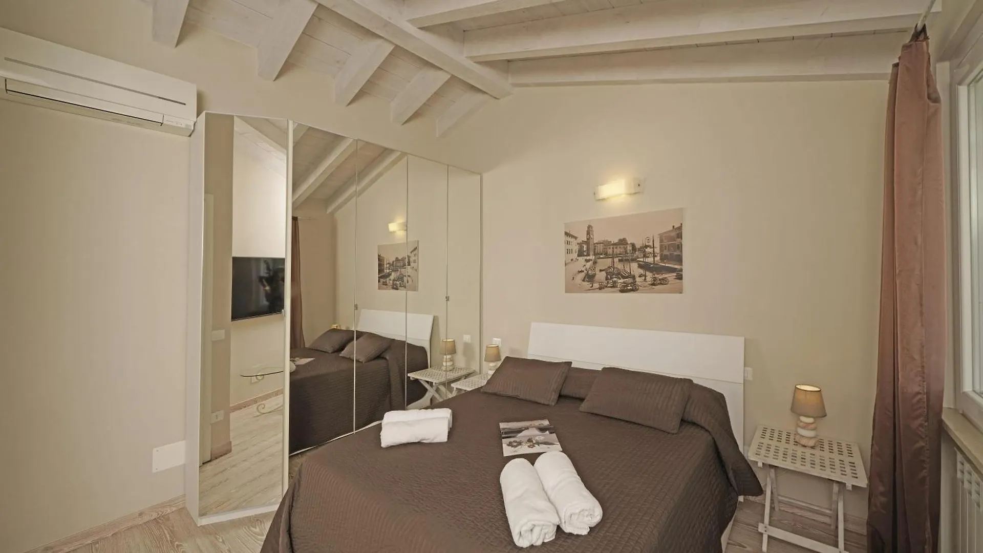 Villa Ca' Rossa Toscolano Maderno Italy