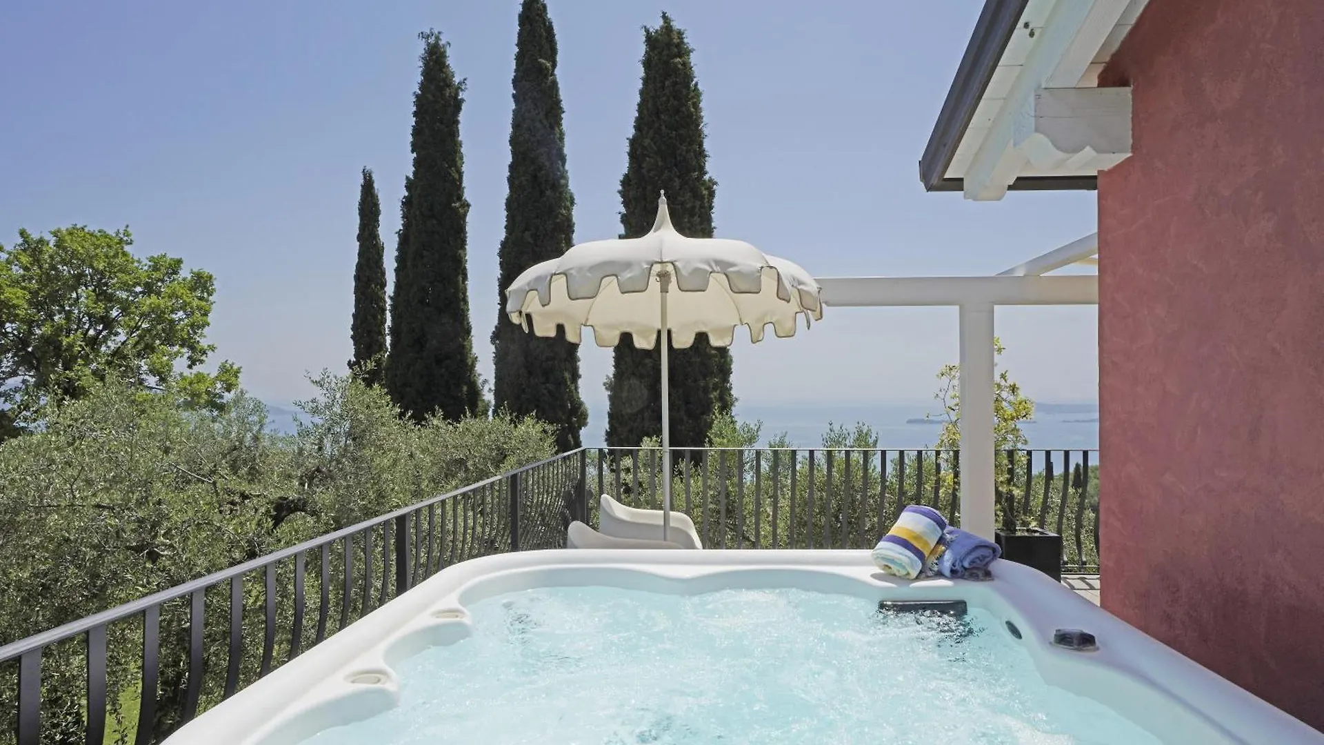 Villa Ca' Rossa Toscolano Maderno